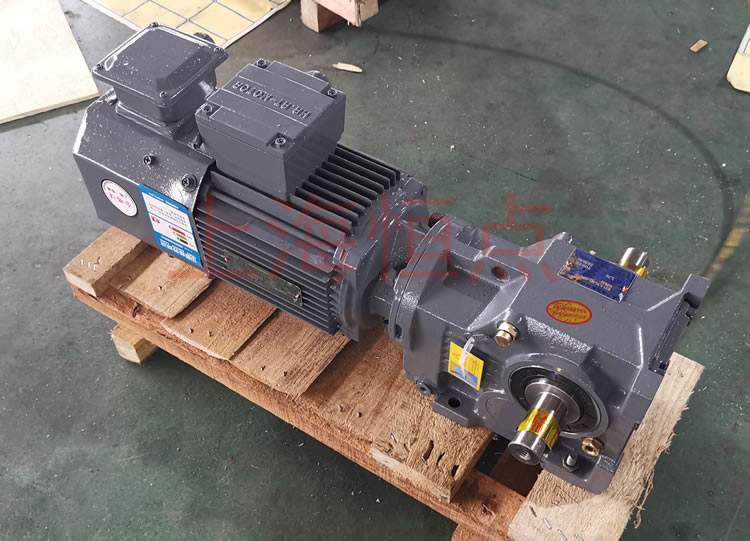 K37系列減速機輸入配變頻電機，輸出雙軸A+B 實物照片