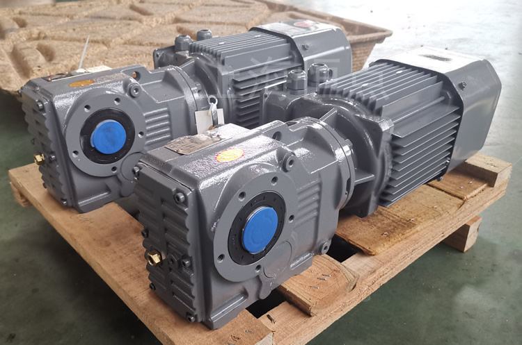 KA37系列減速機通孔輸出，配電機實物圖