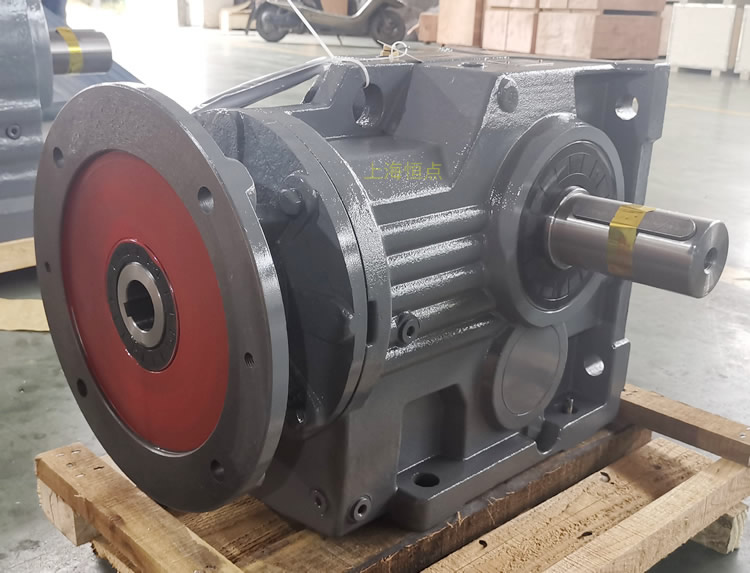 K97減速機，輸入配電機法蘭端蓋，右輸出單軸，實物圖如下